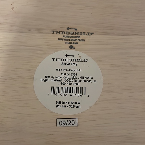NWT Threshold 12”W Whitewashed Rubberwood Round Serve Tray - Picture 6 of 8